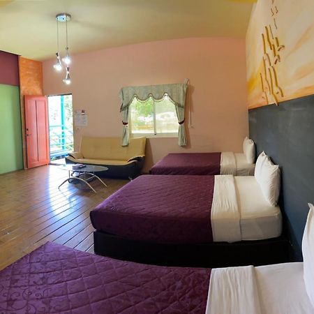J Lin Hostel Кэньдин Экстерьер фото