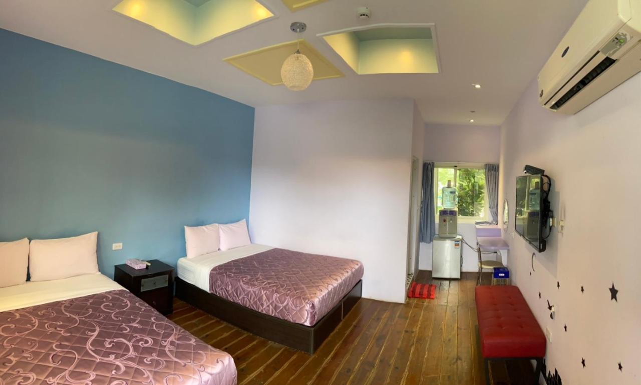J Lin Hostel Кэньдин Экстерьер фото