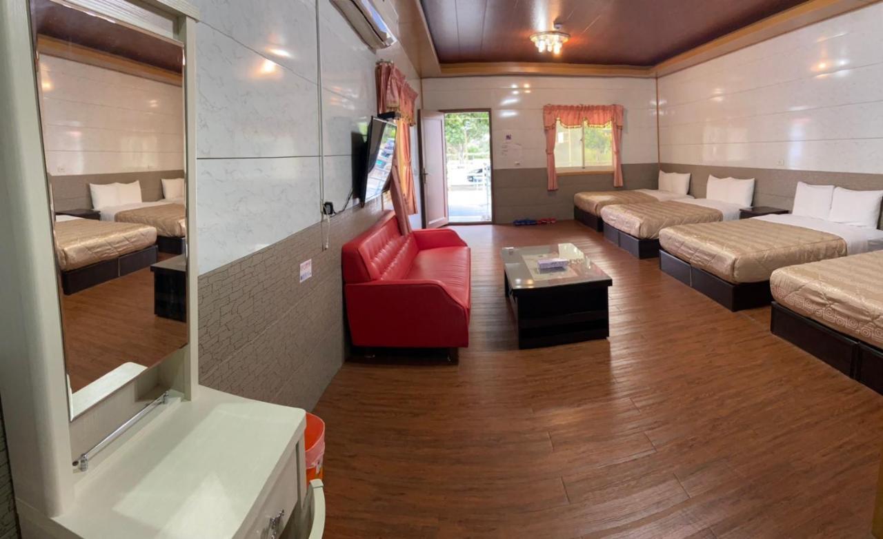 J Lin Hostel Кэньдин Экстерьер фото