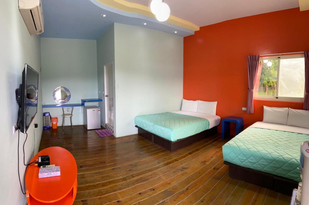J Lin Hostel Кэньдин Экстерьер фото