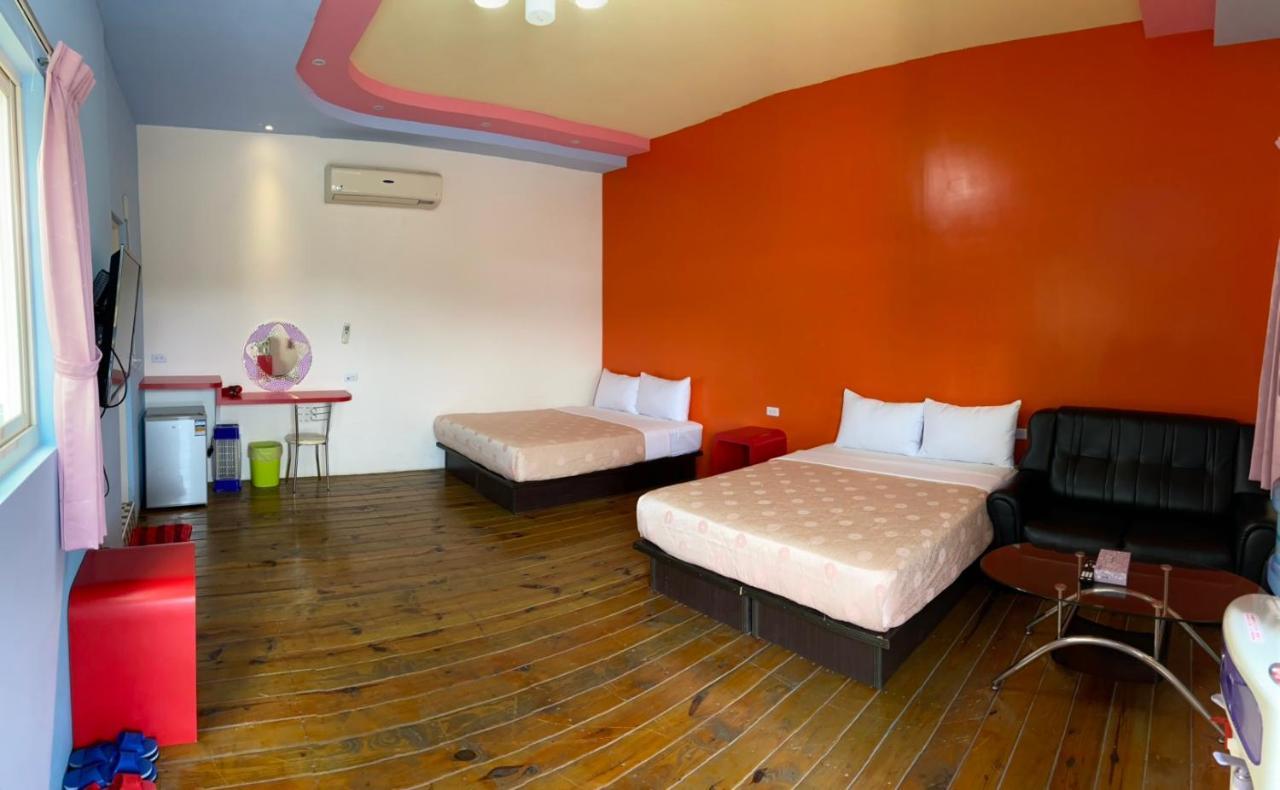 J Lin Hostel Кэньдин Экстерьер фото